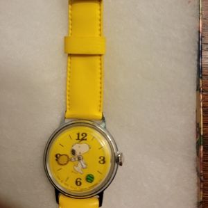 Snoopy Vintage Tennis Watch with Tennis Ball Second Hand